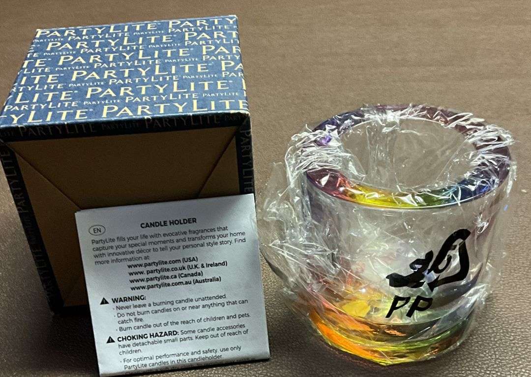 Deluxe Clear Glass Candle Holder