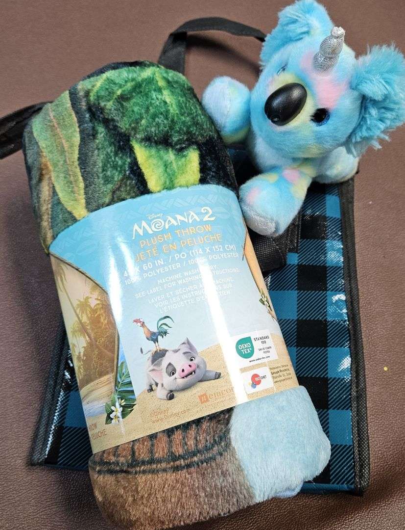 Child's Milo & Stich Blanket, Stuffie Bag